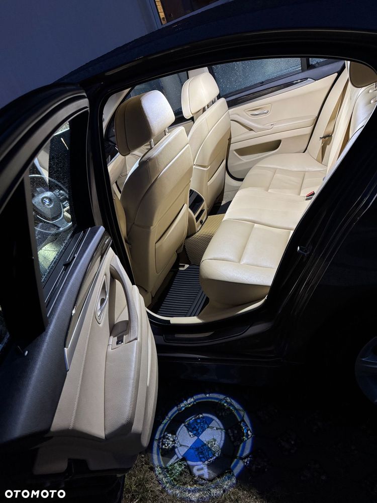 BMW Seria 5 528i xDrive Modern Line - 6
