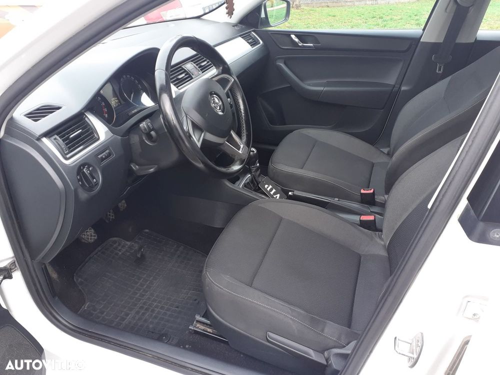 Skoda RAPID 1.6 TDI Active - 11