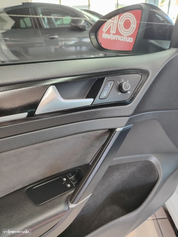 VW Golf GTI Clubsport DSG - 22