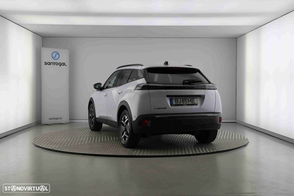 Peugeot e-2008 50 kWh Allure - 3