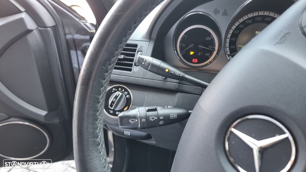 Mercedes-Benz C 250 CDi Classic J17 BlueEfficiency - 19