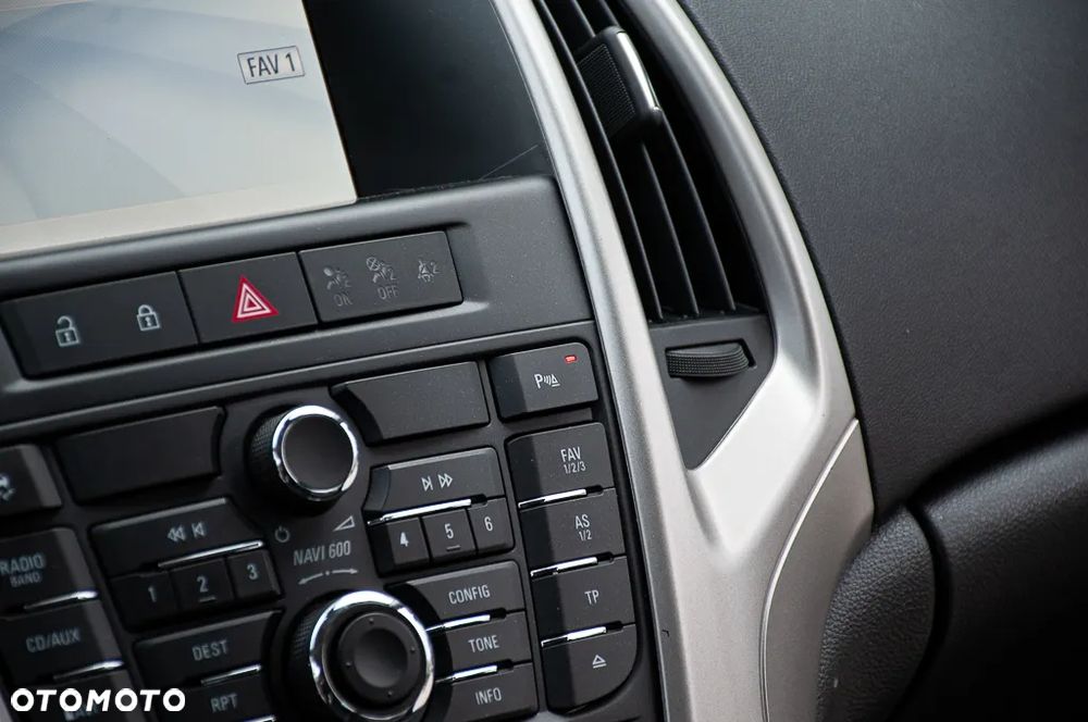 Opel Astra 1.6 Turbo 150 Jahre - 35