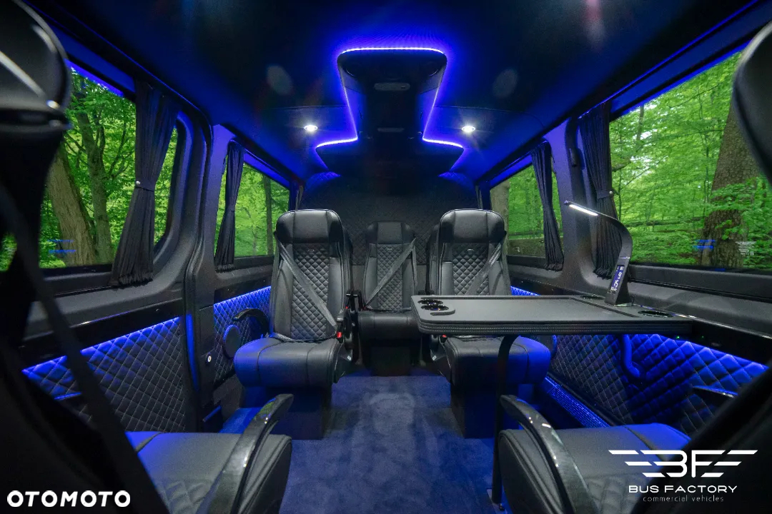 Mercedes-Benz Sprinter - 33