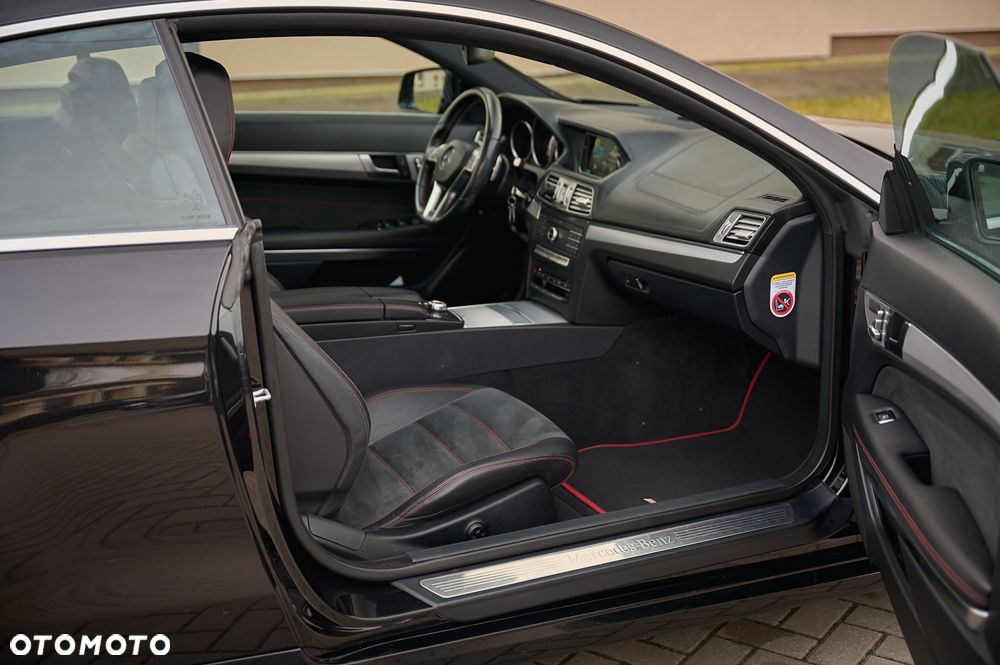 Mercedes-Benz Klasa E - 28