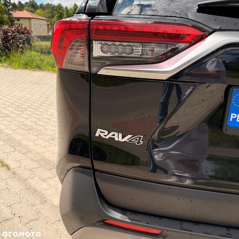 Toyota RAV4 - 7