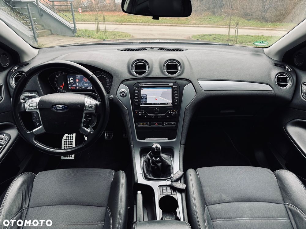 Ford Mondeo 1.6 Eco Boost Titanium - 11