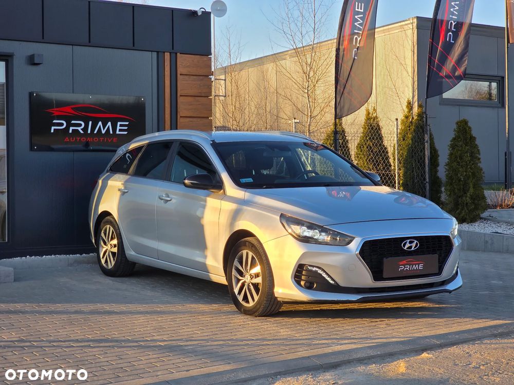 Hyundai i30 1.6 D Comfort - 3