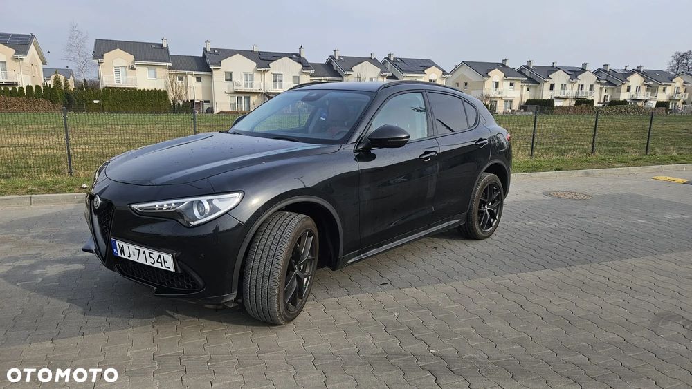 Alfa Romeo Stelvio 2.0 Turbo B-Tech Edition Q4 - 4