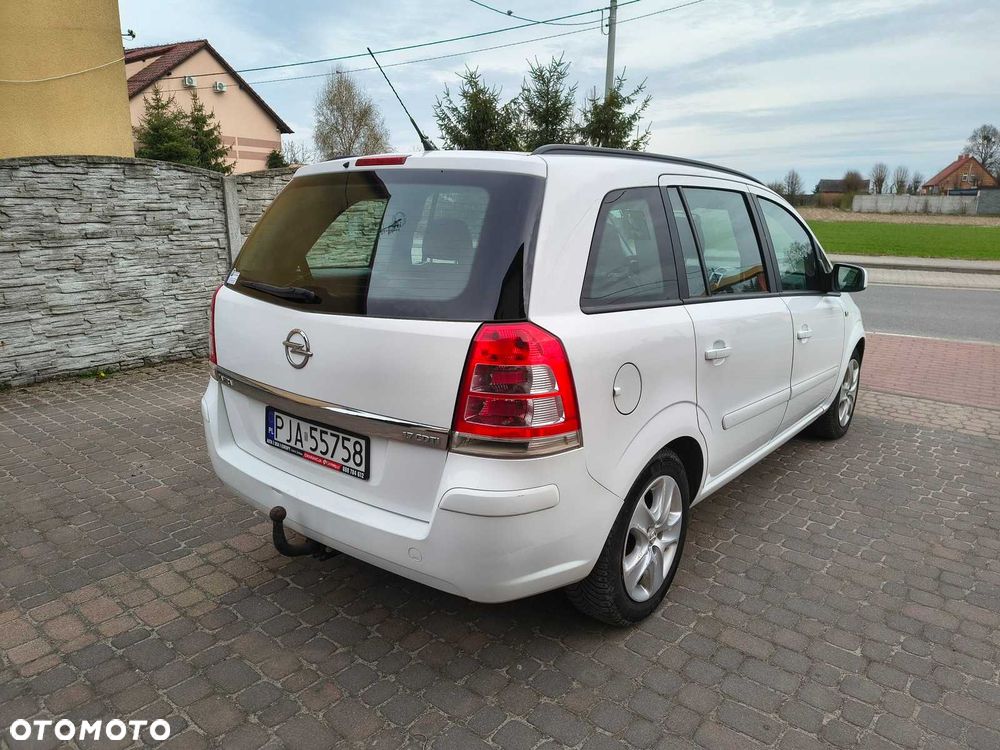 Opel Zafira - 4