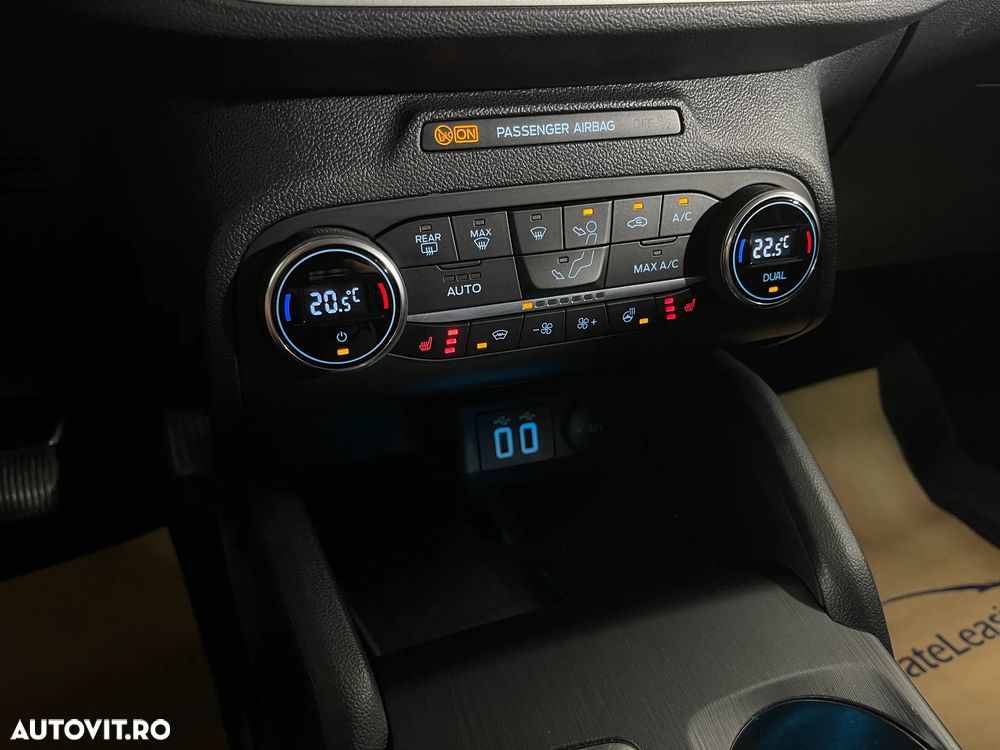 Ford Focus 1.5 EcoBlue Start-Stopp-System Aut. TITANIUM - 20