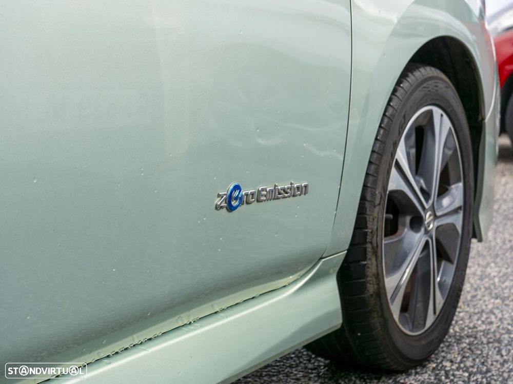 Nissan Leaf 40 kWh N-Connecta - 17