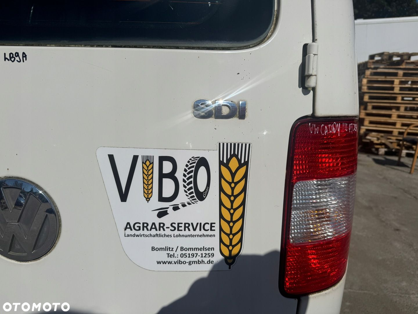 VW CADDY III PRAWE SKRZYDŁO KLAPY BAGAŻNIKA DRZWI BAGAŻNIKA LB9A - 8