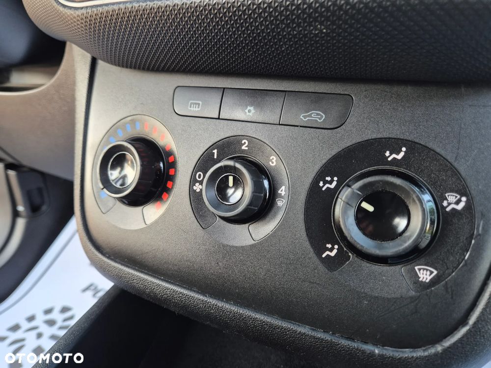 Fiat Grande Punto - 27