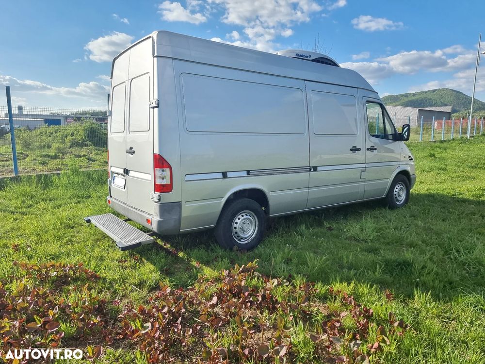 Mercedes-Benz Sprinter - 5