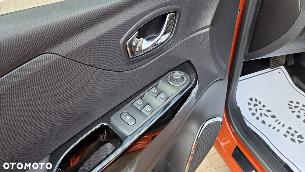Renault Captur 1.2 TCe Intens EDC - 28