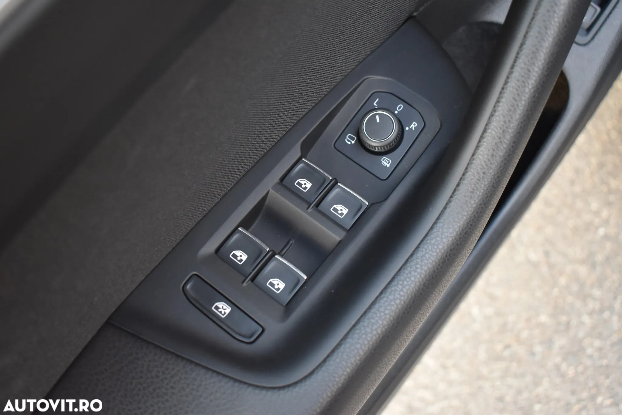 Volkswagen Passat - 10