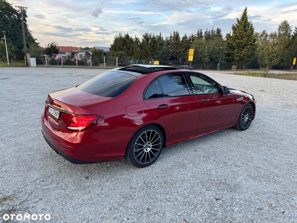 Mercedes-Benz Klasa E - 9