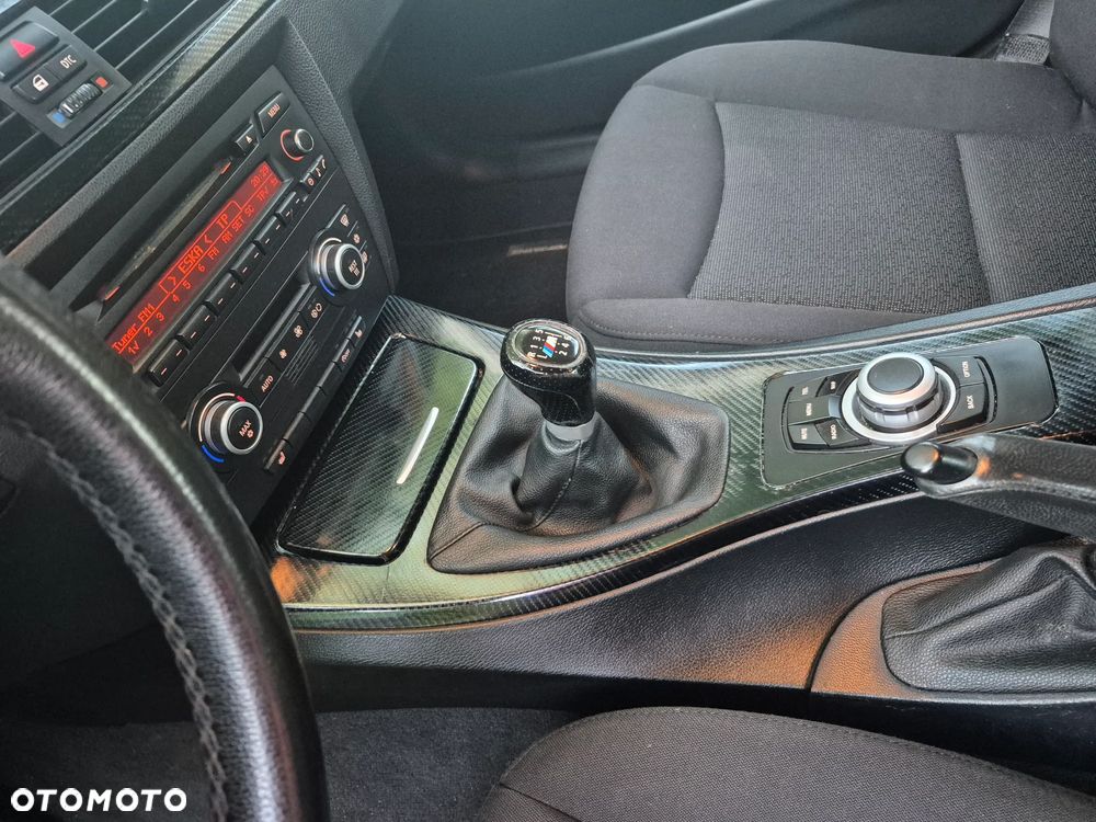 BMW Seria 3 318i - 10