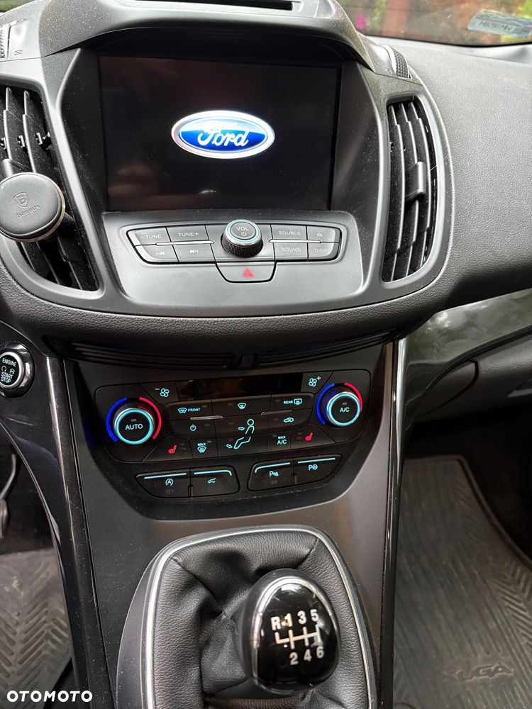 Ford Kuga - 6