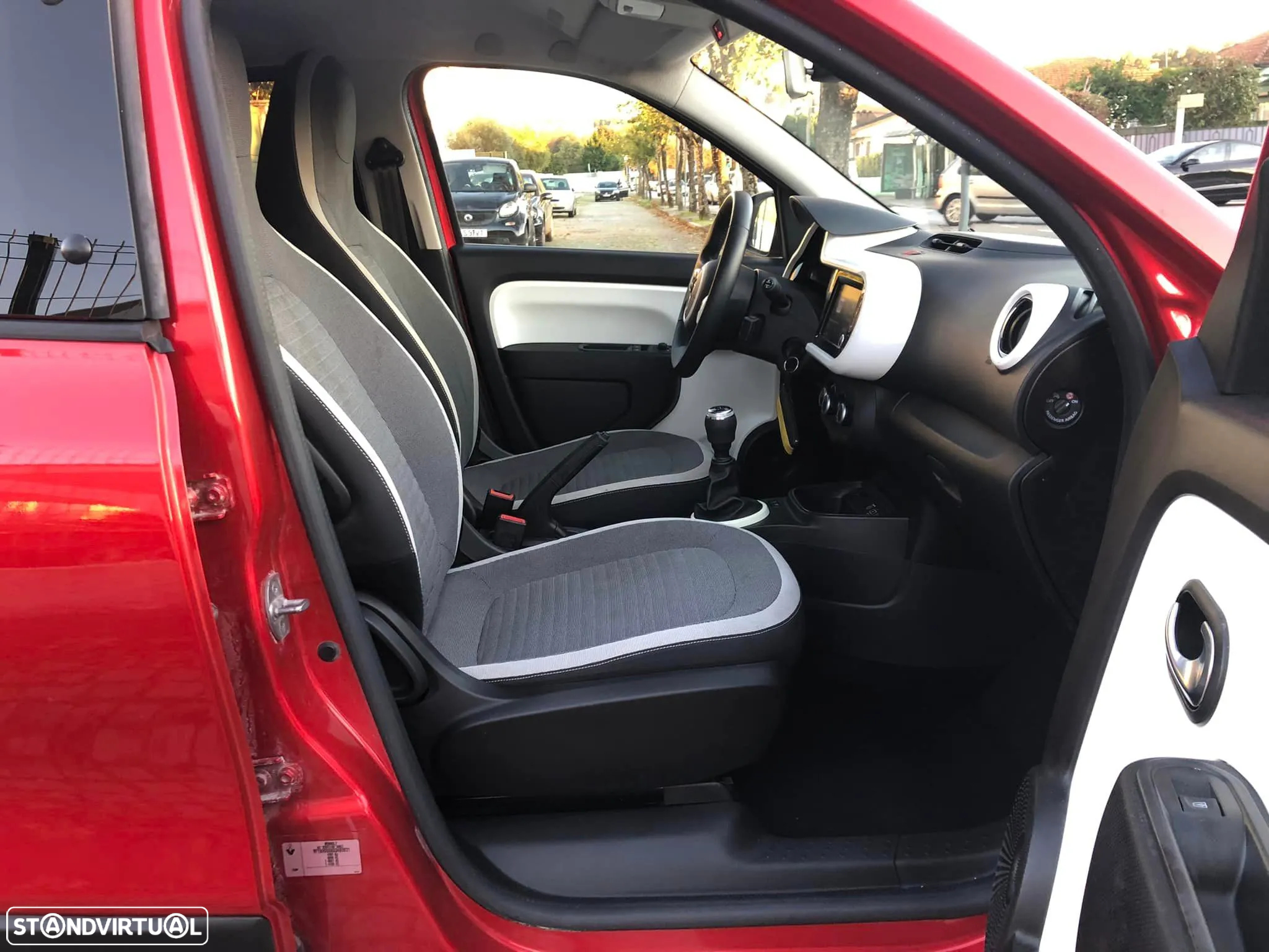Renault Twingo 1.0 SCe Zen - 9
