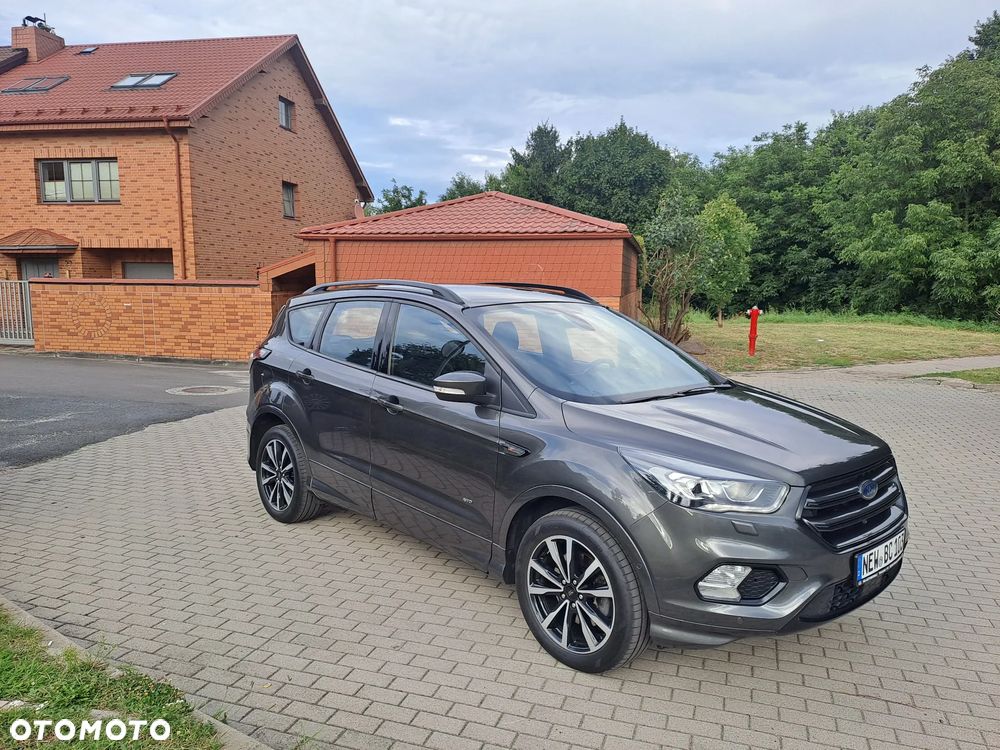 Ford Kuga 2.0 TDCi 4x4 ST-Line - 4