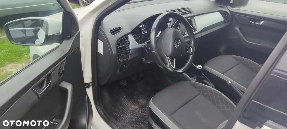Skoda Fabia 1.0 TSI Active - 7