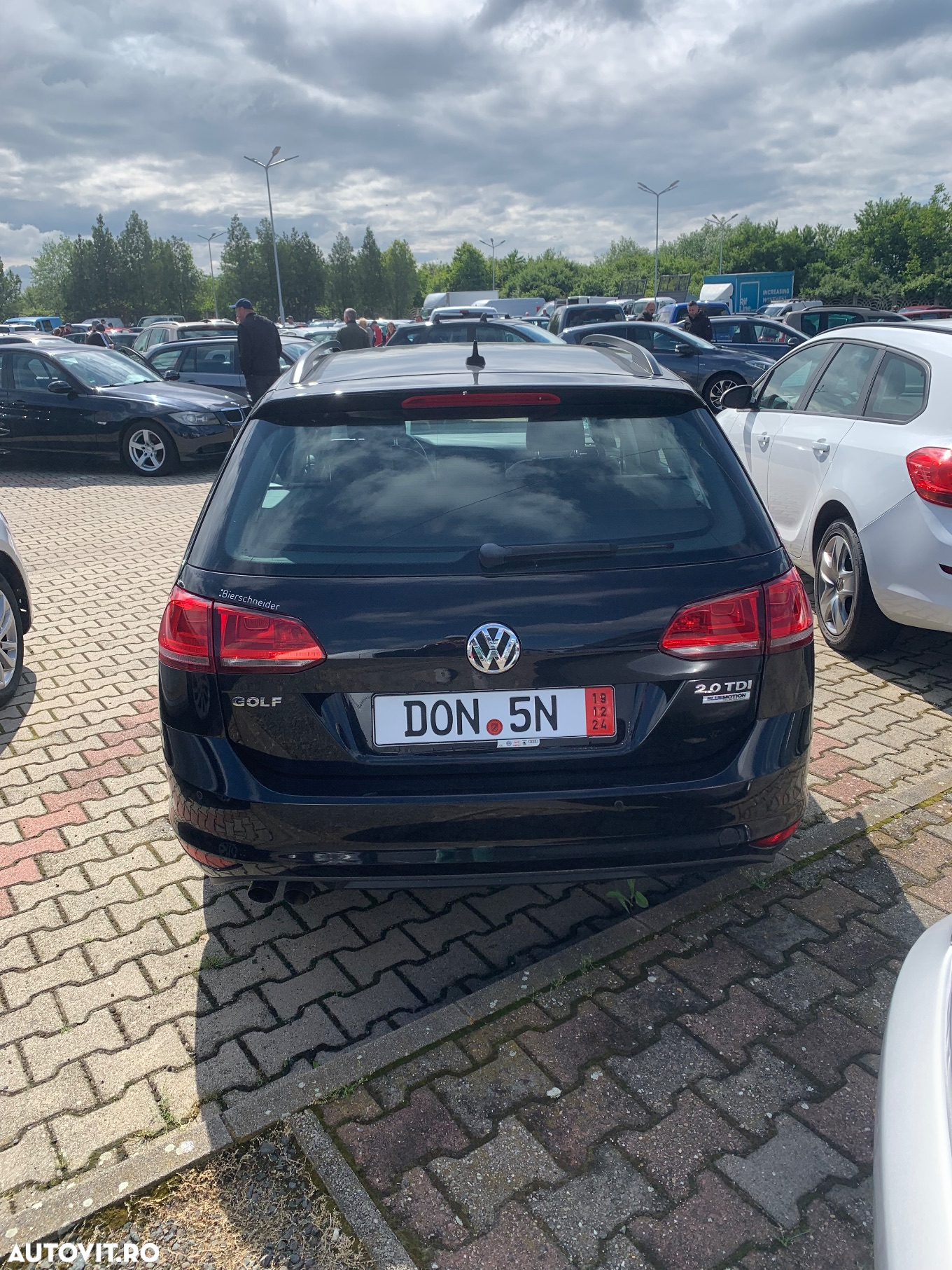 Volkswagen Golf 2.0 BlueTDI Highline - 5