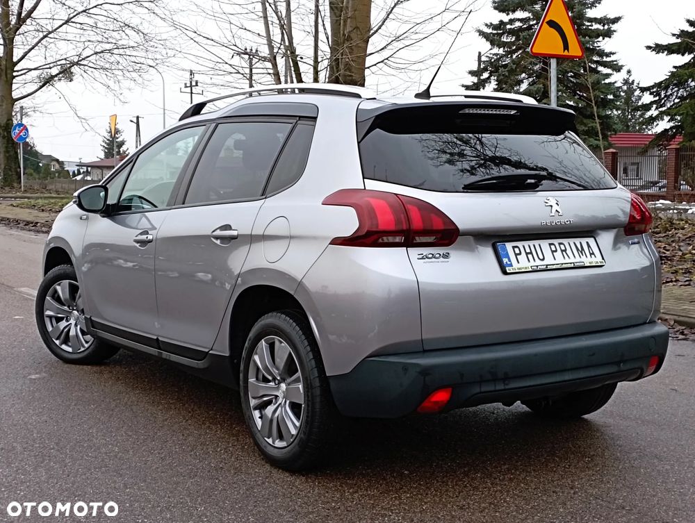 Peugeot 2008 - 13