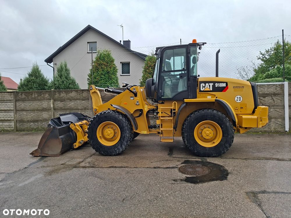 Caterpillar CAT 918 M - 4