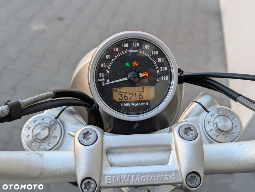 BMW R - 18