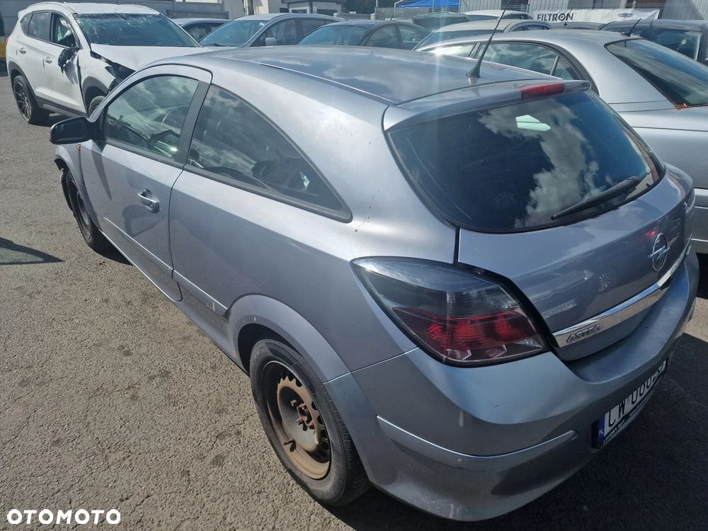 Opel Astra Gtc 2005 r 1.6 benzyna 77KW całe na części - 4