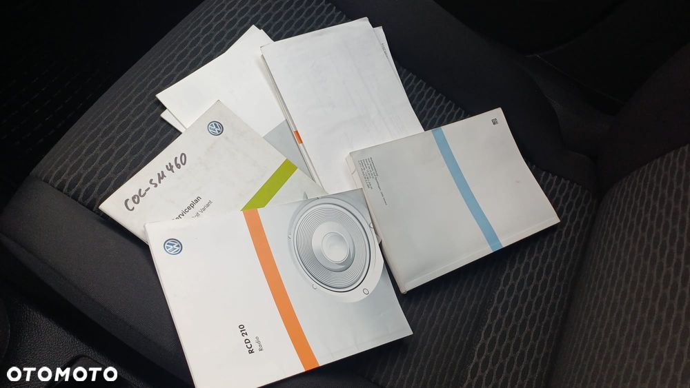 Volkswagen Golf 1.6 TDI DPF Style - 18