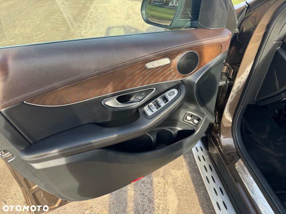 Mercedes-Benz GLC 350 d 4Matic 9G-TRONIC Exclusive - 19