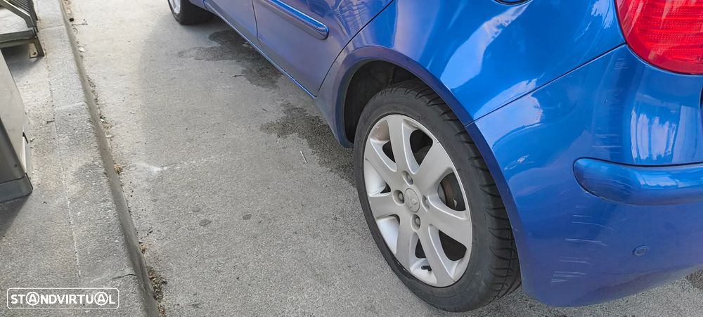 Mitsubishi Colt 1.1 Base - 12