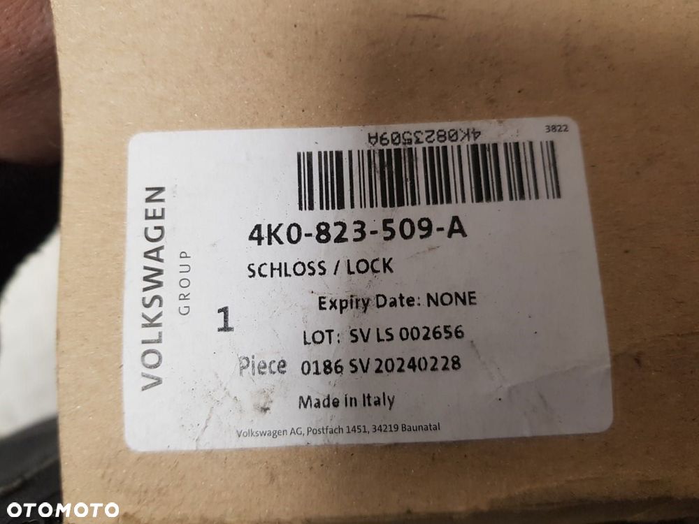 FABRYCZNIE NOWY ORYGINALANY ZAMEK RYGIEL MASKI POKRYWY SILNIKA AUDI A6 C8 A7 II 2  4k0823509a 17-25 - 5
