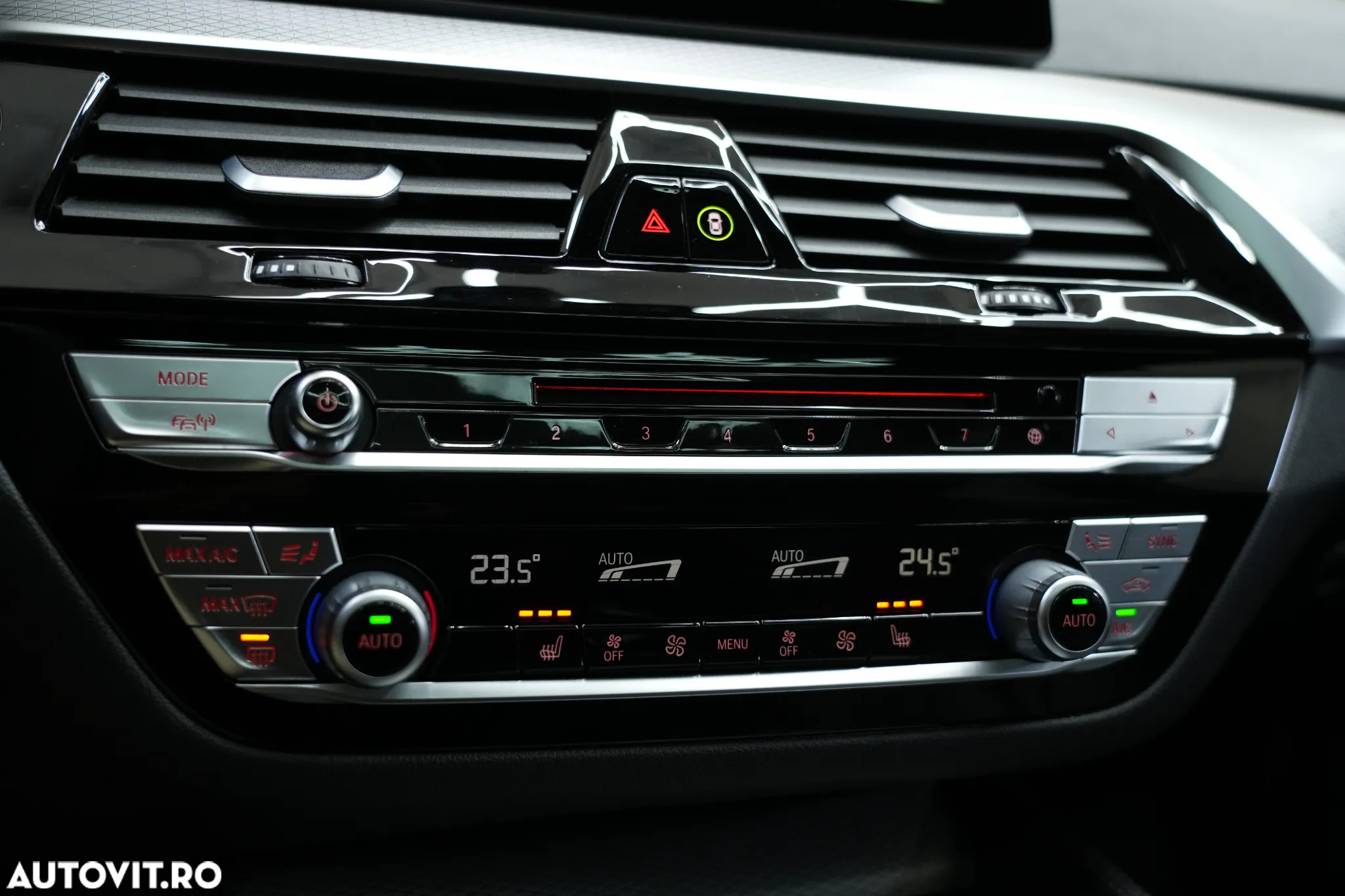 BMW Seria 5 520i AT - 14