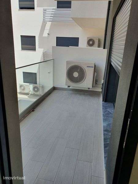 Arrenda-se apartamento T2, Novo, Entroncamento - Grande imagem: 4/12