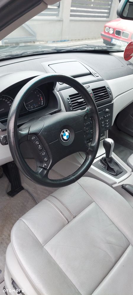 BMW X3 2.5i - 15