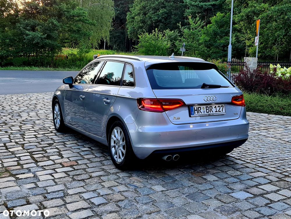 Audi A3 Sportback - 6