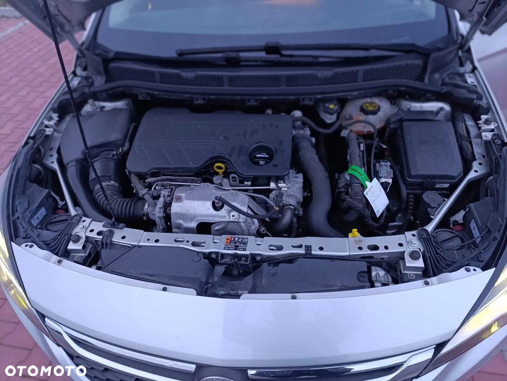 Opel Astra 1.6 CDTI Start/Stop Sports Tourer Active - 13