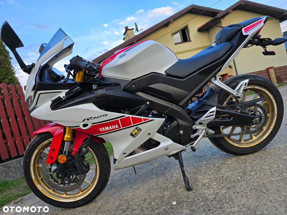 Yamaha YZF - 7