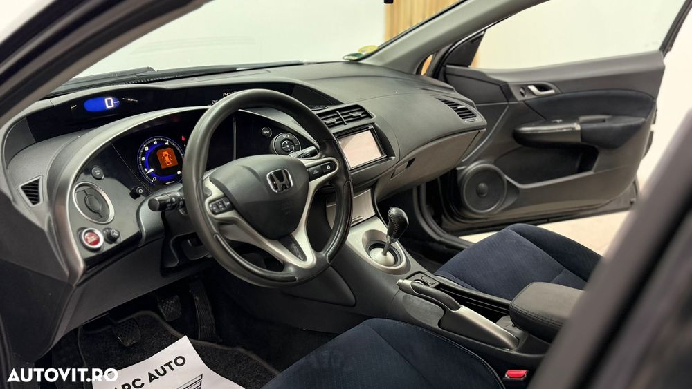 Honda Civic 1.8i-VTEC Sport - 6