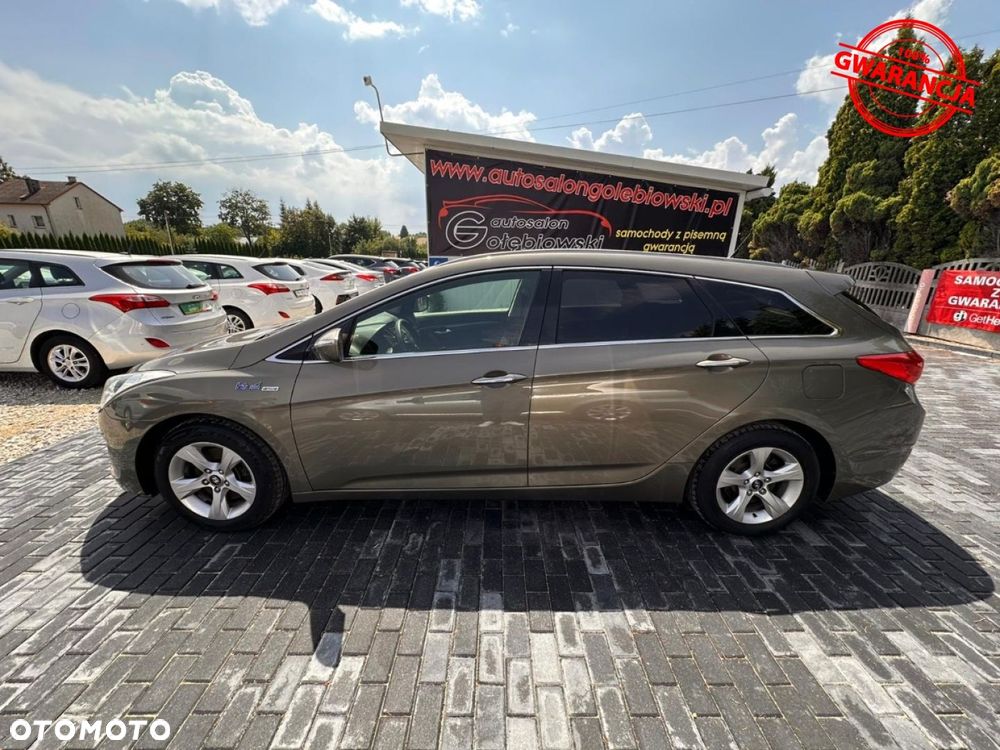 Hyundai i40 Kombi blue 1.6 Family+ - 5