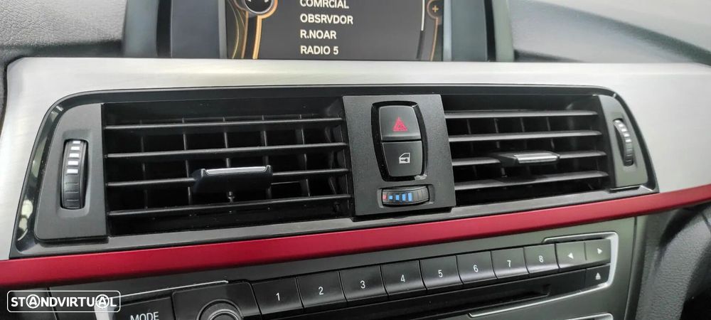 BMW 328 i xDrive Line Sport Auto - 32