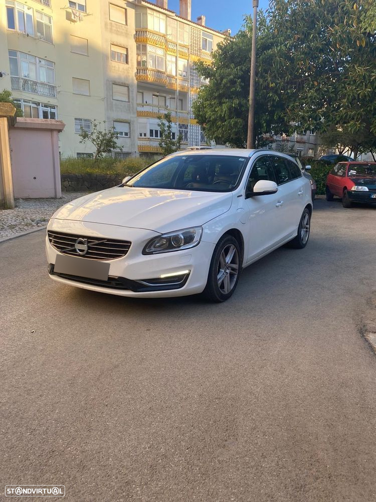 Volvo V60 2.4 D6 Summum AWD Phev - 21