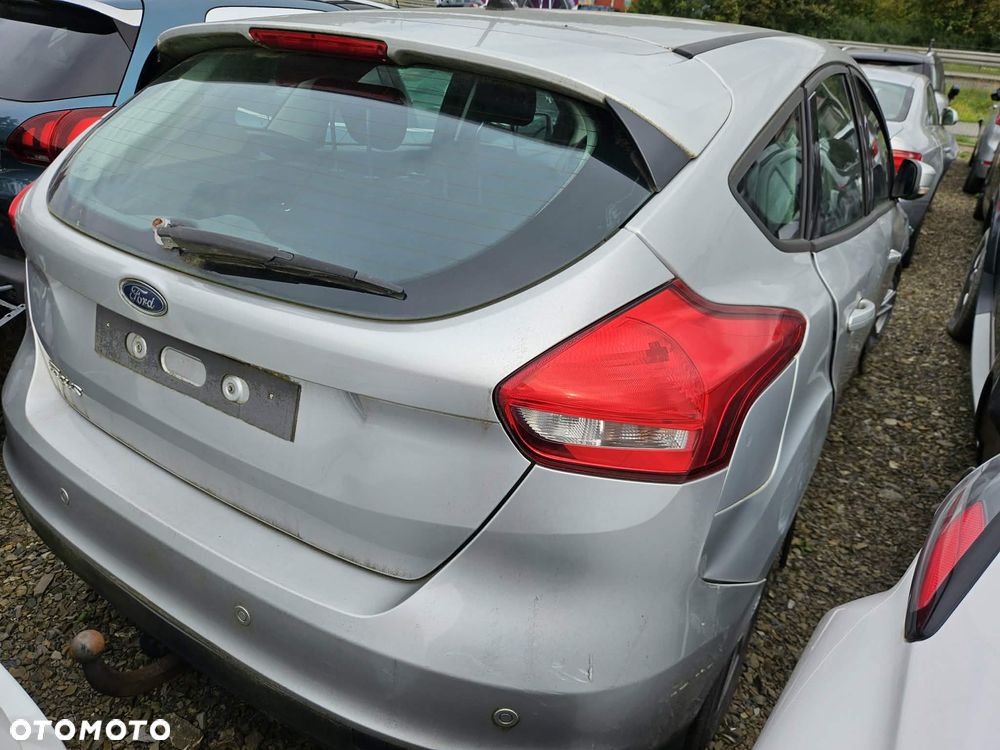 Ford Focus 1.5 TDCi DPF Start-Stopp-System Titanium - 4
