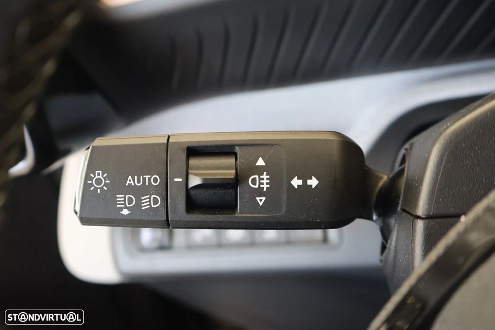 Citroën C3 Aircross 1.2 Hybrid Plus e-DSC6 - 25