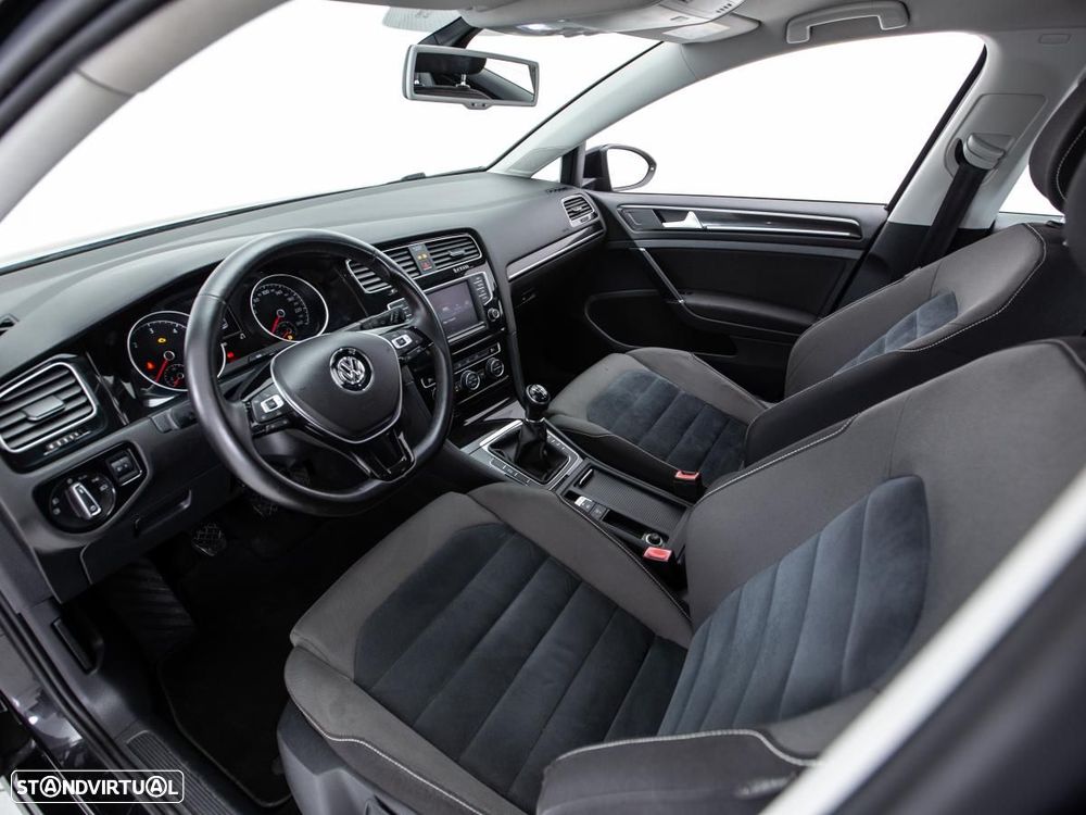 Volkswagen Golf — fotografia 6