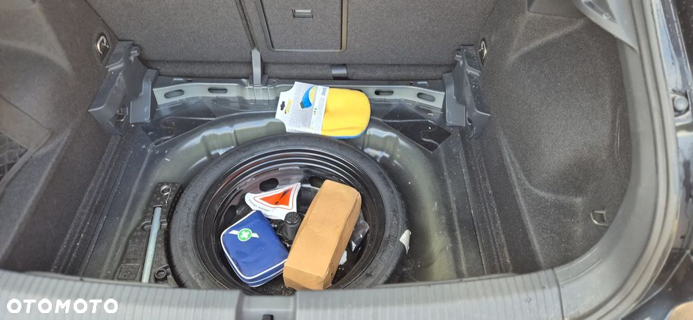 Volkswagen T-Roc 1.5 TSI Style DSG - 17