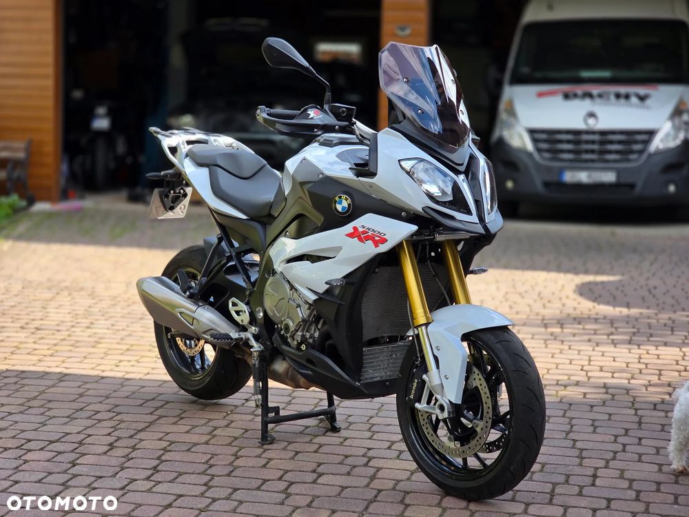 BMW XR - 2